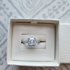 Sterling silver stamped 2 ct  engagement ring